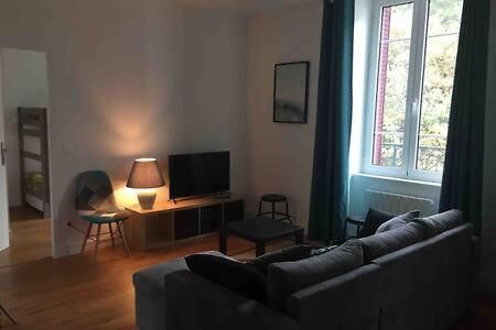 Magnifique Et Lumineux Appartement Au Coeur Du Sancy 생 넥테르 외부 사진